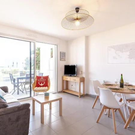 Passage Saint-clement By Interhome Quiberon